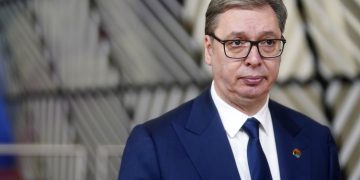 Shtypi gjerman: Autokracia në Serbi po lëkundet