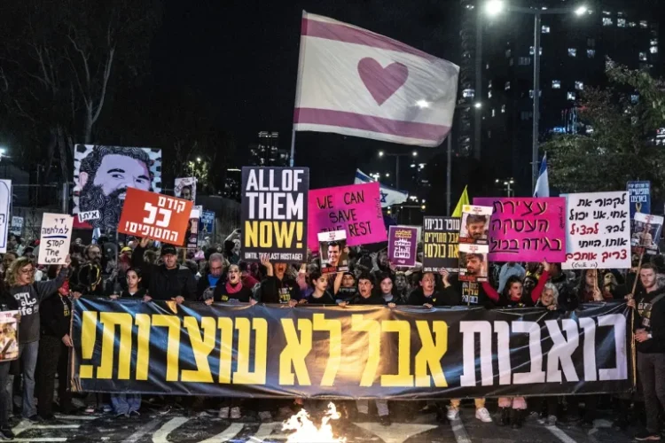 Protestat në qytete izraelite kërkojnë armëpushim dhe kthimin e pengjeve
