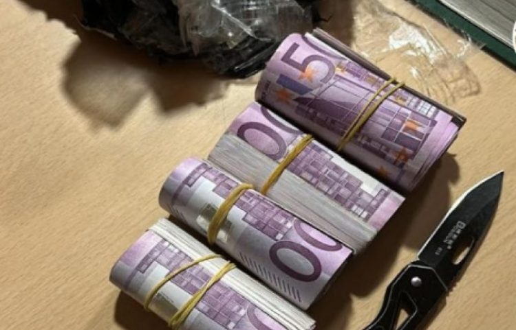 Keqpërdor kartelën bankare të viktimës, kryen pagesa mbi 14 mijë euro