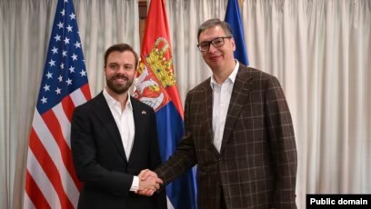 Vuçiq diskuton me diplomatin Hanrahan për nevojën e bashkëpunimint ekonomik Serbi-SHBA