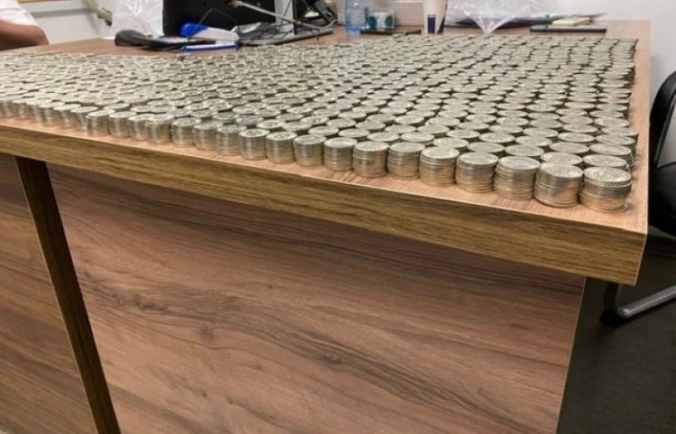 Goditet krimi financiar në kufi, sekuestrohen mbi 16 mijë franga