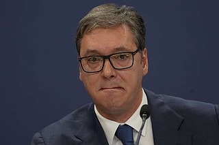 Qytetarët vazhdojnë protestat masive kundër regjimit të Vuçiqit