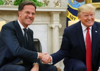 “Ndonjëherë babi duhet të përdorë gjuhë të ashpër”, hera e fundit kur Trump dhe Rutte u takuan