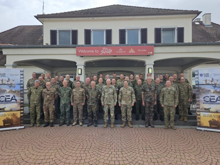 Komandanti i FSK-së merr pjesë në Konferencën e Ushtrive Evropiane