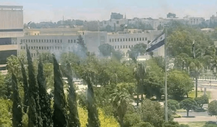 Izraeli sulmon Sirinë, goditet selia e Shtabit të Përgjithshëm të Ushtrisë Siriane