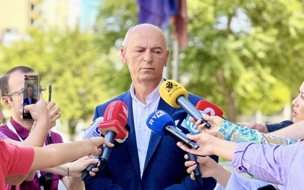Nura: PDK-ja mund ta votojë Limaj për kryeparlamentar