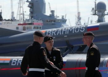 Përgjohet biseda e marinsave rusë – komandanti urdhëron vrasjen e shokut të plagosur