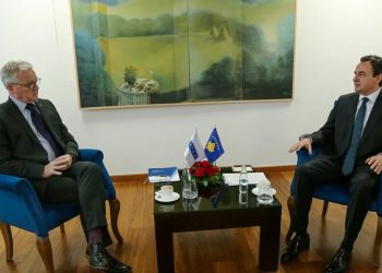 Kurti takoi Shefin e Misionit të OSBE-së në Kosovë, Gerard McGurk