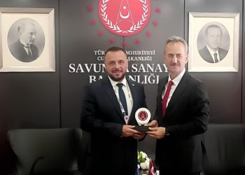 Maqedonci e Görgün diskutojnë mbi modernizimin e kapaciteteve të FSK-së