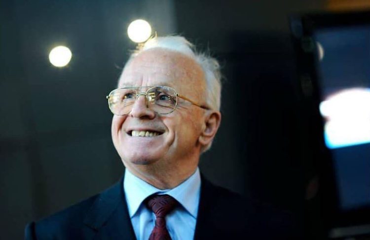 Presidentja kujton Demaçin: Baca Adem ishte simboli i qëndresës, disident i pathyeshëm