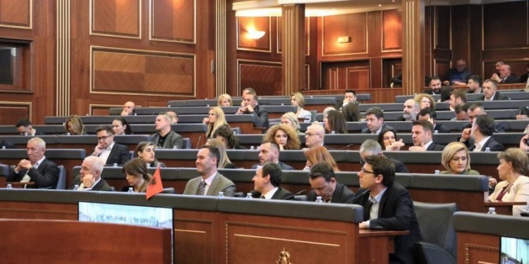 Dështimi i konstituimit të Kuvendit, në LVV presin zgjedhje të reja