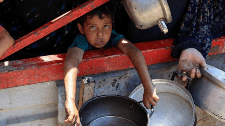 Mjeku amerikan nga spitali i Gazës i bën thirrje të dërguarit të Trumpit: Ejani dhe shihni urinë vetë