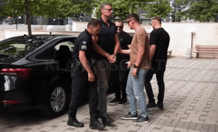 Përfundon seanca për zyrtarin serb që ofendoi UÇK-në, pritet vendimi