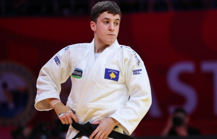 Lojërat Universitare Botërore: Laura Fazliu zë vendin e dytë