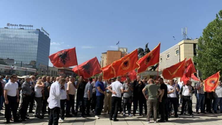 Listat e veteranëve: Qeveria do të nis ‘pastrimin’ pasi të pranojë vendimin e gjykatës