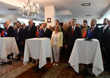 Ambasada e Turqisë në Prishtinë organizon ceremoni përkujtimore për 15 Korrikun