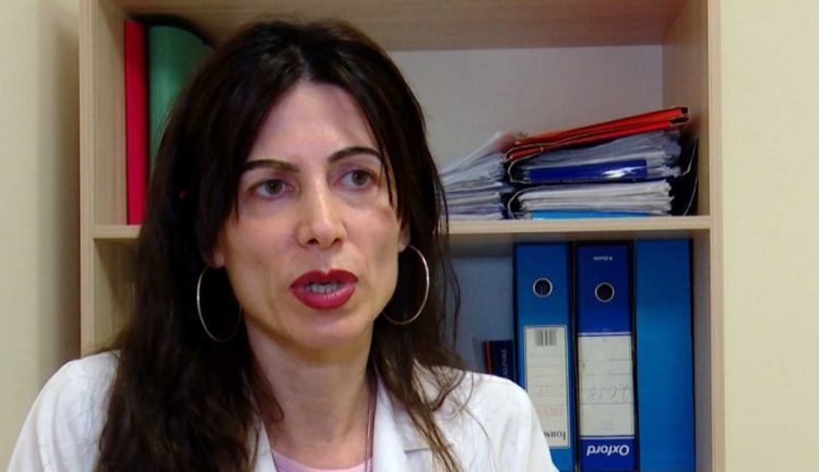 Vapa shton pickimet nga gjarpëri, toksikologia tregon se si duhet të veprojmë