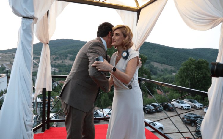 “Bashkë, vazhdojmë”, Kurti e uron Kusari-Lilën për 8-vjetorin e themelimit të Alternativës