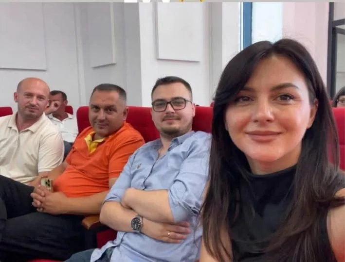 Asamblisti i AAK-së në Suharekë, Reshat Selimaj, i bashkohet Lëvizjes Vetëvendosje