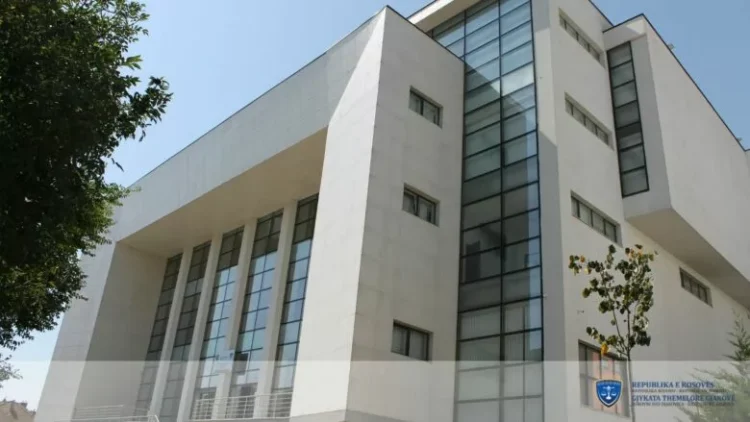 Arrest shtëpiak për zyrtarë të Komunës së Gjakovës nën dyshimin për keqpërdorim të detyrës zyrtare