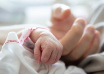 Lutje për ndihmë: Meara e vogël po lufton me jetën, familja kërkon ndihmën tuaj