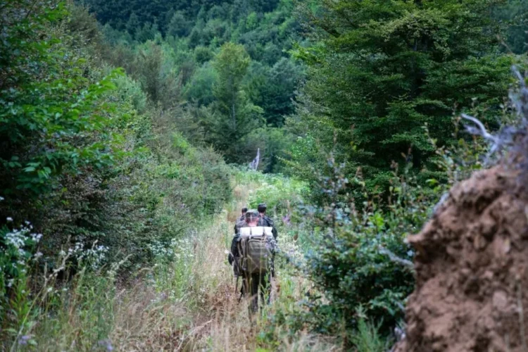 KFOR-i gjerman vijon patrullimet në lindje, kontribuon në stabilitetin rajonal