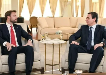 Kurti dhe diplomati amerikan darkojnë në rezidencën e SHBA-së – diskutohet siguria dhe raportet me Serbinë!