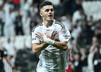 Rashica te Besiktasi edhe për dy sezone