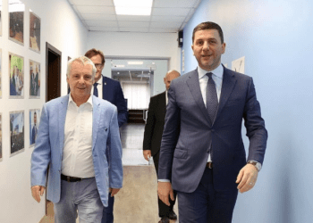 Krasniqi takon ambasadorin gjerman Rohde – Diskutojnë për tejkalimin e bllokadës politike