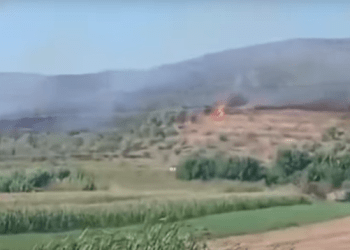 Zj*arr masiv në Elbasan, nis ndërhyrja nga ajri me dy helikopterë