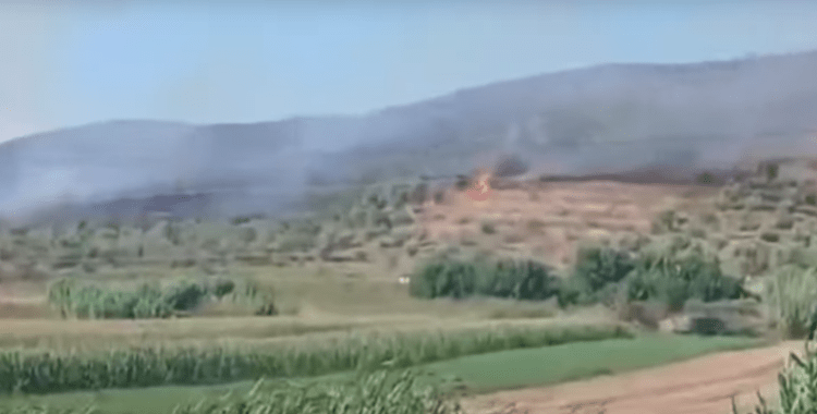 Zj*arr masiv në Elbasan, nis ndërhyrja nga ajri me dy helikopterë