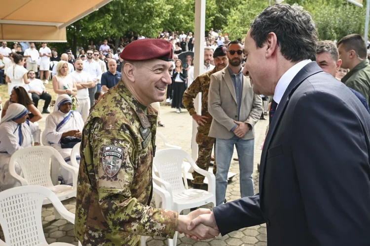 Kurti në meshën solemne për kremtimin e festës së Zojës së Bekuar, bën thirrje të përhershme për paqe, pajtim dhe hapje të zemrës ndaj njëri-tjetrit