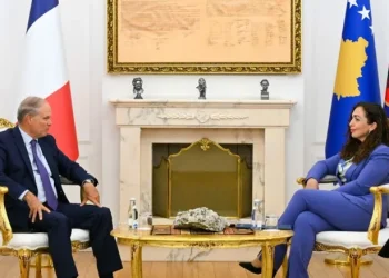 Osmani në takim me përfaqësuesin francez kërkon heqjen urgjente të masave ndaj Kosovës