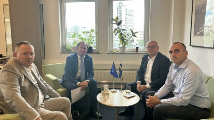 Krerët e OVL UÇK-së takohen me ambasadorin suedez, kërkojnë mbështetje për drejtësinë e luftës çlirimtare