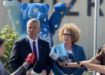 Saathoff: Gjermania planifikon të ndihmojë Kosovën në rrugën drejt BE-së