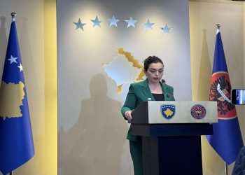 Osmani deputetëve: I inkurajoj t’i adresohen Kushtetueses