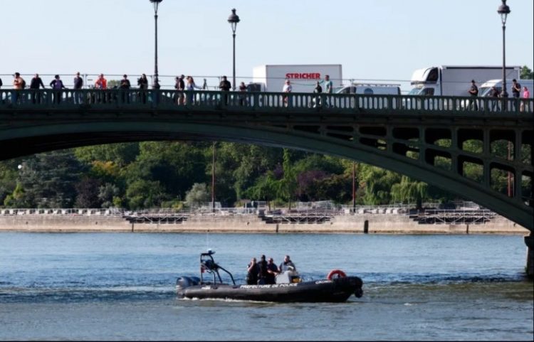 Gjenden katër trupa në lumin Sena pranë Parisit