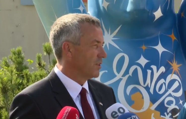 Saathoff për Kuvendin:Duam partnerë për t’i shoqëruar në rrugën drejt BE-së