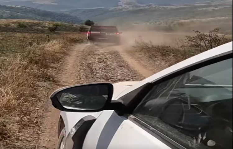 Ushtarët polak të KFOR-it në patrullime përgjatë kufirit në veri të Kosovës