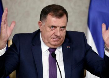 Dodik dënohet për mosrespektim të vendimeve të Përfaqësuesit të Lartë