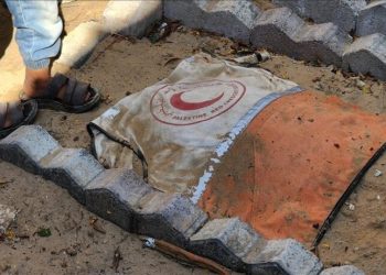 Izraeli sulmon selinë e Gjysmëhënës së Kuqe në Gaza, vritet një pjesëtar i stafit