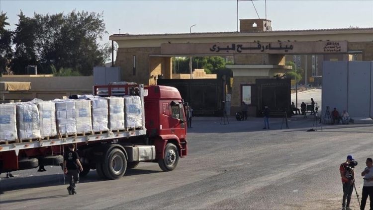 OBSH-ja dërgon 24 kamionë me ndihma mjekësore në Gaza