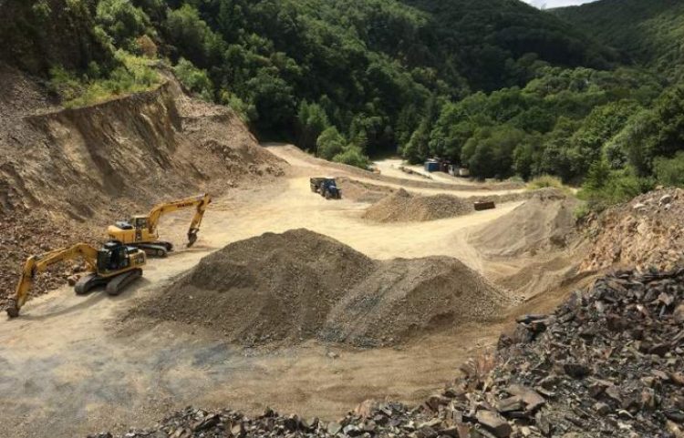 Nis hetimi për një gurthyes për degradim e shkatërrim të mjedisit