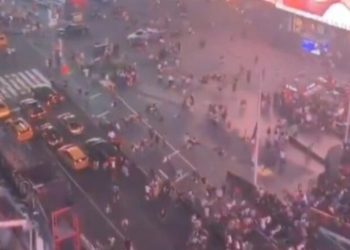 Të shtëna me armë në Times Square, tre të plagosur – publikohen pamjet dramatike