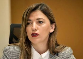 Albulena Haxhiu demanton propagandën serbe për rastin e Igor Popoviqit