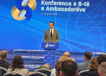 Kurti: Përpjekjet e Serbisë për të minuar sovranitetin e shtetit tonë, paraqesin kërcënim ndaj sigurisë