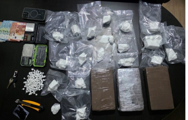 I sekuestrohen rreth 5 kg kokainë, kërkohet paraburgim për të dyshuarin