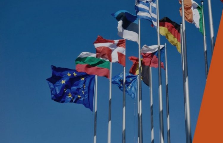 Ambasadorët e BE-së takohen për rezultatet e samitit Trump-Putin