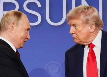Dokumente të klasifikuara zbulojnë detaje nga samiti Trump-Putin për Ukrainën