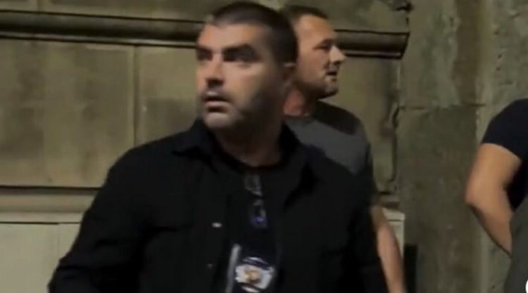 Studentja serbe: Komandanti i Vuçiçit më goditi në protestë dhe më kërcënoi se do të më përdhu*onte, më pas u publikuan foto të mijat intime